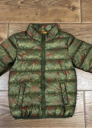Теплая куртка деми 116р
