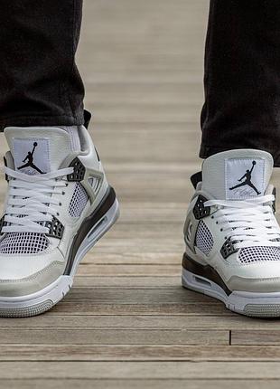 Чоловічі кросівки air jordan retro 4 military black на зиму якісного матеріалу, стильні та зручні кросівки на кожен ден3 фото