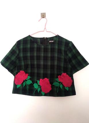 Зелена в клітинку футболка missguided з квітами блуза з вишивкою коротка широка кофта блузка6 фото