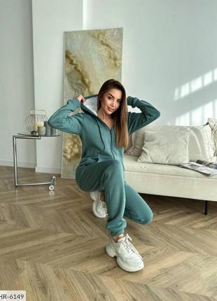 Спортивный костюм2 фото