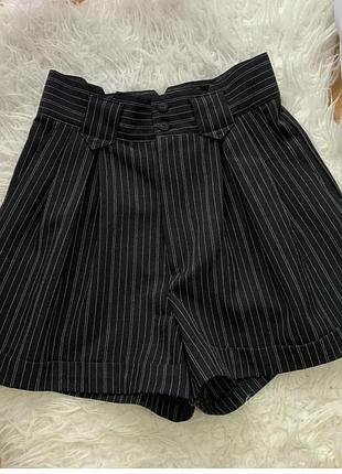 Шорти з високою талією класичні