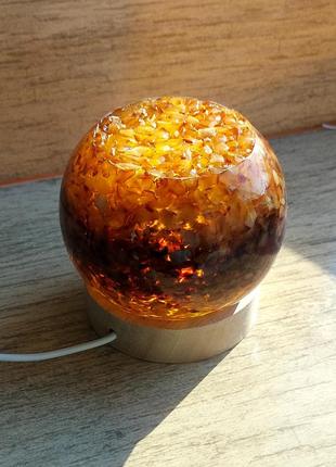 Янтарний світильник нічник, настільна лампа з бурштину 2