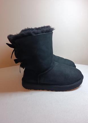 Уггі жіночі ugg short bailey bow classic 2 black