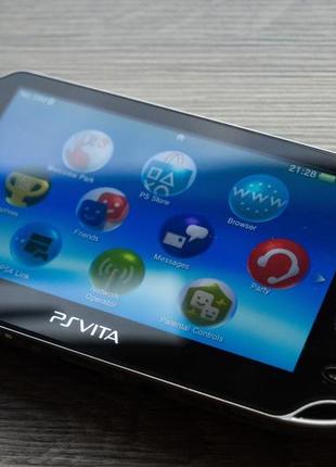 Sony playstation vita psp oled (wi-fi/3g) чорного кольору.