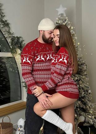 Женский свитер новогодний с оленями красный теплый4 фото