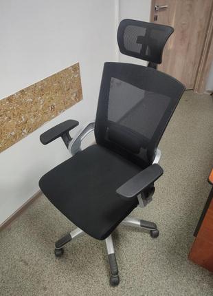 Крісло, офісне крісло, ігрове крісло, комп'ютерне крісло, кресло4 фото