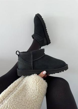 Жіночі уггі ugg classic ultra mini black / smb1 фото