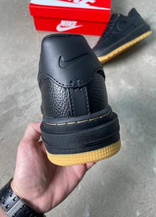 Nike air force 1 luxe black gum