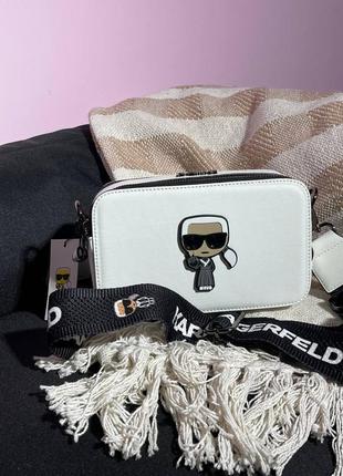 Karl lagerfeld snapshot white