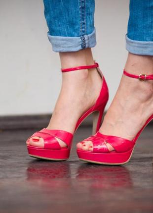 Босоножки carlo pazolini