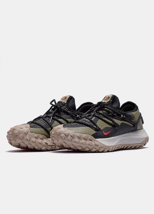 Nike acg mountain fly low se olive black