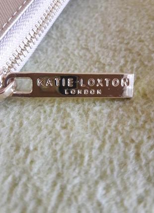 Katie loxton 3