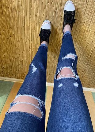 Крутые рваные джинсы mom asos7 фото
