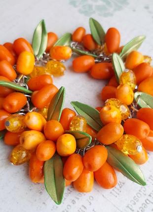 Оранжев браслет ягоды облепих ручн раб ягода лист полимер цепь2 фото