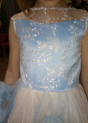 Продам нереально пишну яскраву святкову сукню1 фото