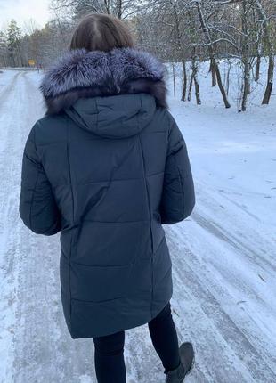 Зимняя курточка с мехом3 фото
