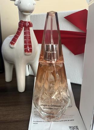 Парфюмированная вода givenchy 50ml