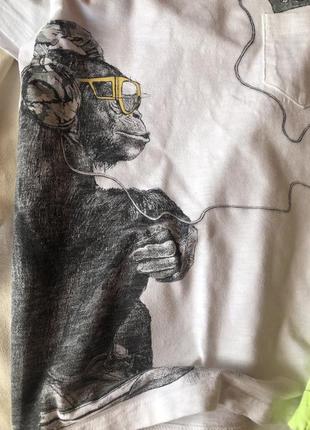 Белая футболка с обезьяной и плеером от nexr 6/7 лет3 фото