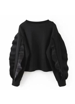 Женский свитшот zara с плиссированными деталями черный свитер джемпер7 фото