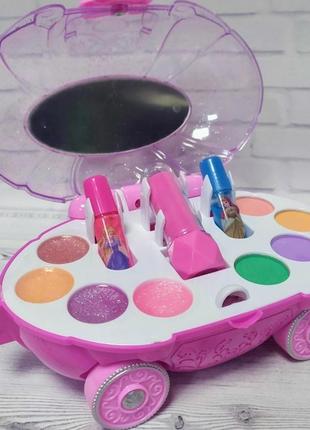 Ігровий набір дитячої косметики карета на колесах