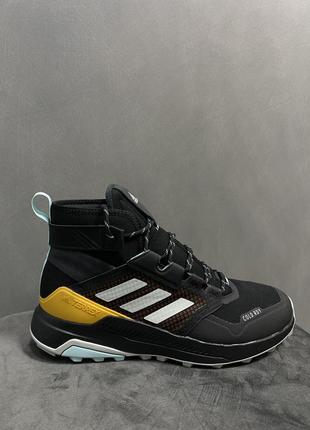 Вологостійкі ботинки adidas