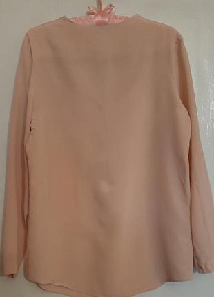 Блузка hugo boss бежево - персикового цвета( размер 38)2 фото