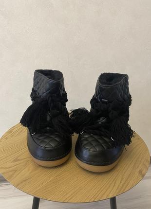 Moon boots (мунбутс)