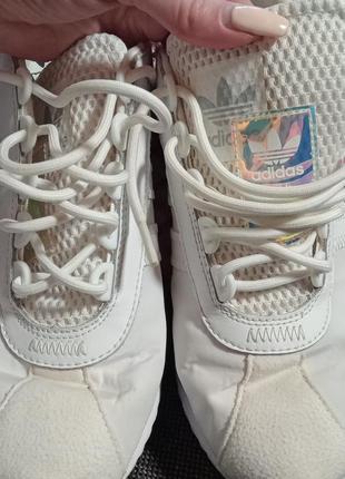 Кроссовки adidas