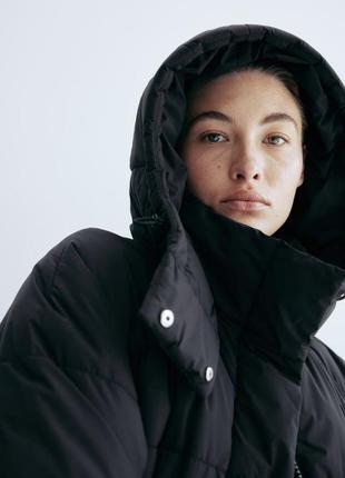 Пуховик с капюшоном на синтепоне от бренда h&m7 фото
