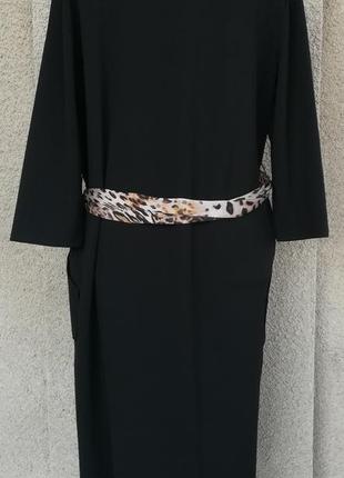 Пряма сукня з контрастним поясом та карманами4 фото