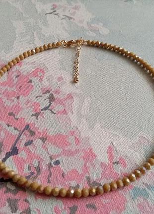 Колье, чокер, ожерелье