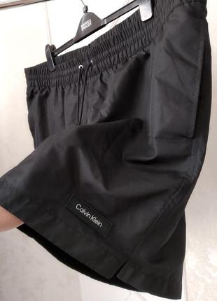 Шорты calvin klein.