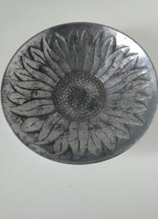 Металева миска глибока тарілка срібляста з соняшником 25 см індія