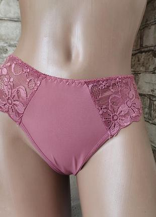 Трусики, стринги