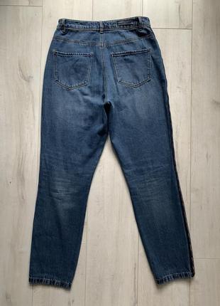 Прямые джинсы с высокой посадкой5 фото