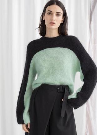 Шерстяний светр, вʼязана кофта з кльошними рукавами від &other stories