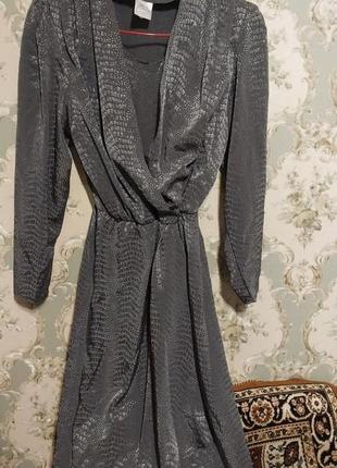 Сукня платье сіро-сріблястрого кольору ретро міді3 фото