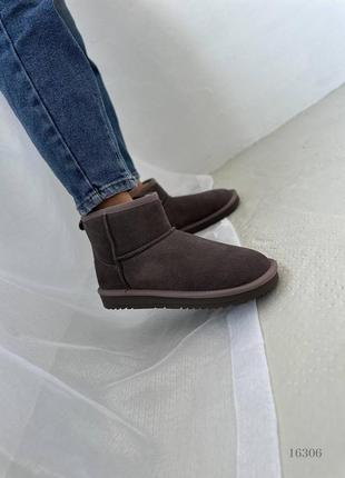 Жіночі уггі з натуральним хутром