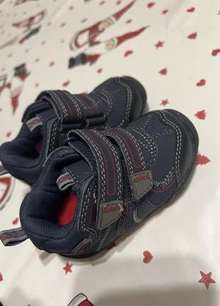 Стильные и правильные кроссовки pediped