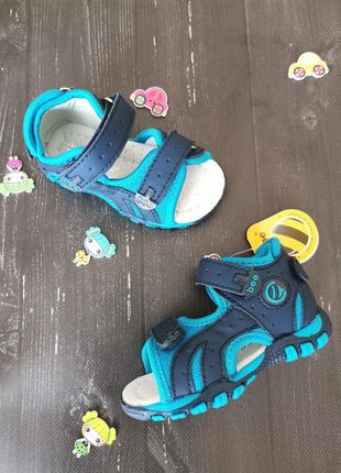 Босоніжки босоніжки сандалі