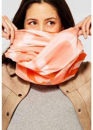 Шарф street one