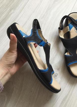 Кожаные сандали босоножки clarks