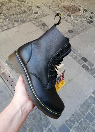 Осенние ботинки wishot в стиле dr. martens