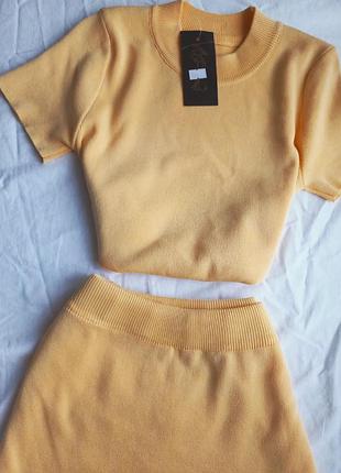 Костюмчик в рубчик