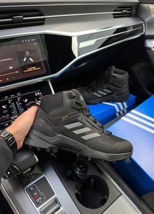 Зимові чоловічі кросівки adidas terrrex swift r gore tex fur all black grey stripes❄️