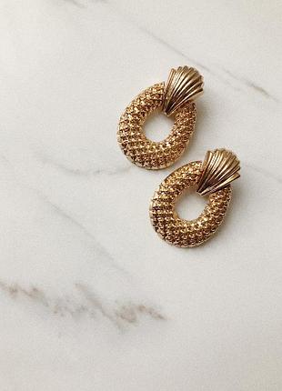 Сережки сережки у вигляді ананаса