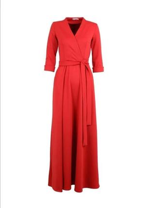 Красное длинное платье в пол с поясом на запах