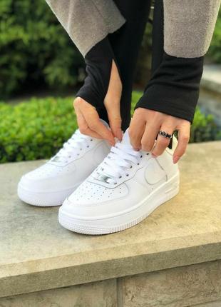 Зимние кроссовки nike