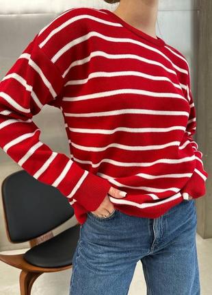 Стильний жіночий смугастий светр вільного крою і смужку2 фото