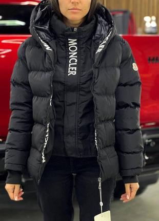 Moncler жіночі куртка